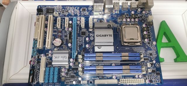 placa base + procesasor + ram