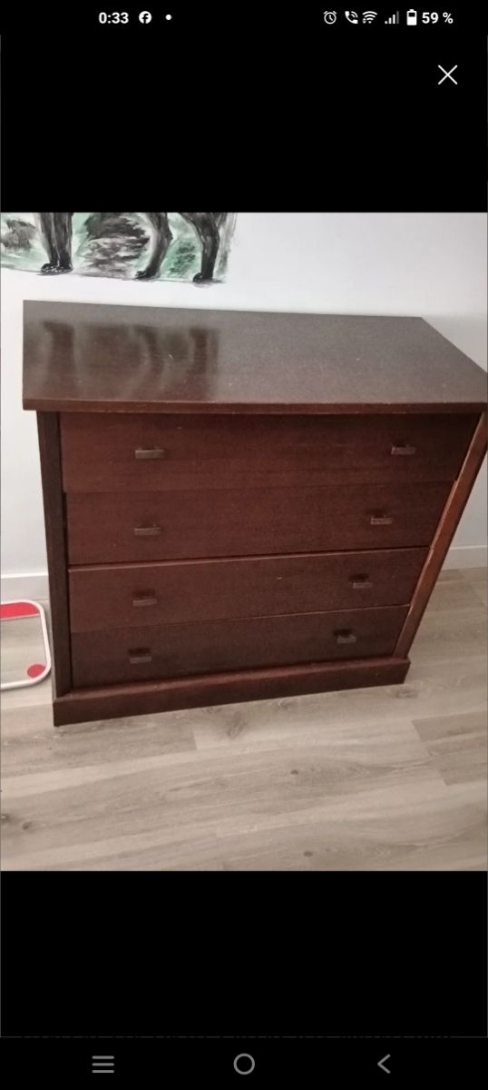 Comoda de madera y espejo