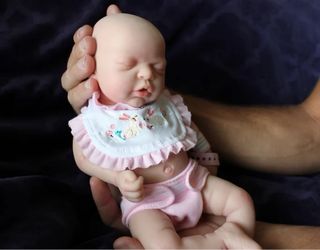 Bebe reborn de silicona de platino