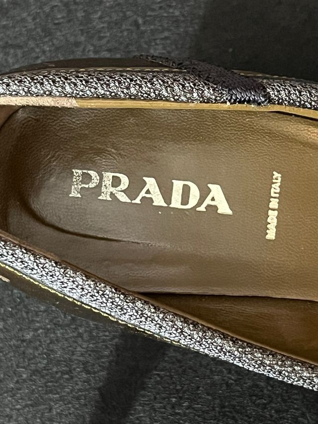 Zapatos de salon Prada