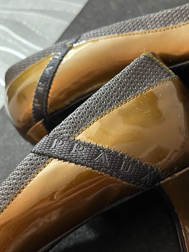 Zapatos de salon Prada