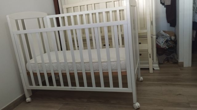 Cuna blanca marca Trama