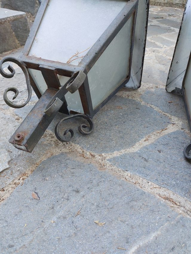 2 faroles metálicos exterior