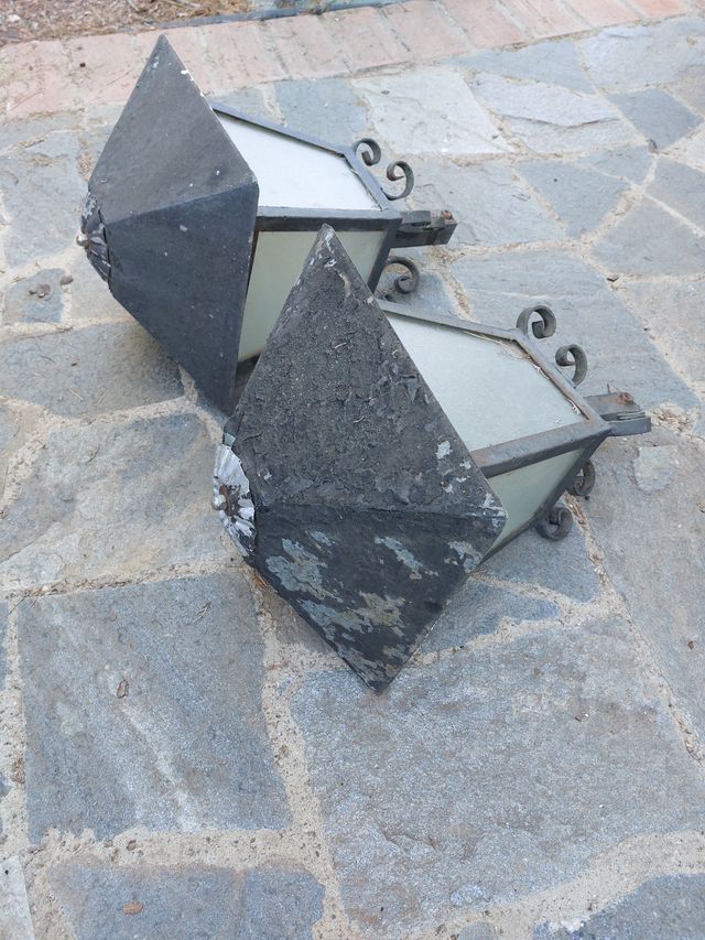 2 faroles metálicos exterior