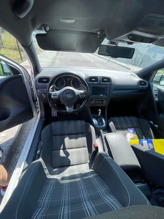 Volkswagen Golf 2010