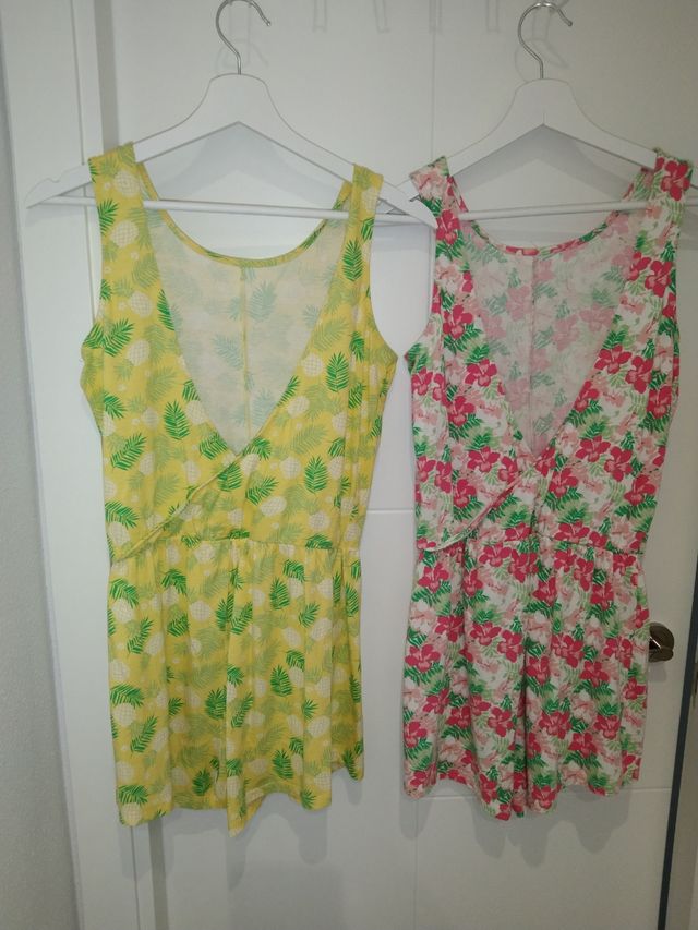 2 monos niña con abertura en la espalda