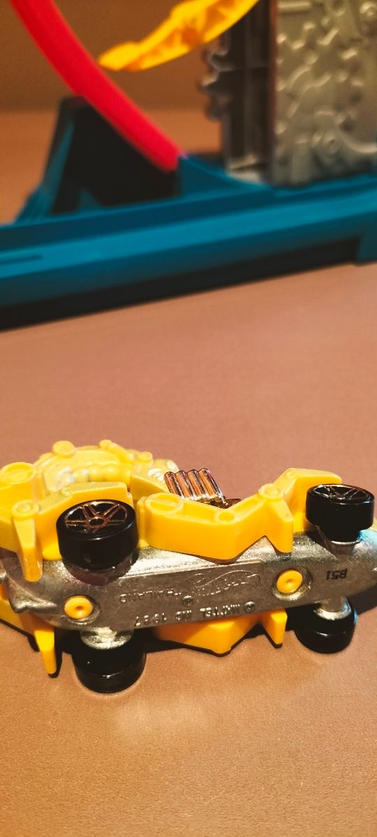 Pista De coches Hot weells con coche