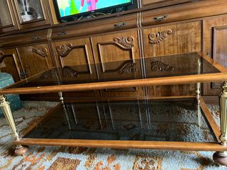 Librería salon y mesa de centro