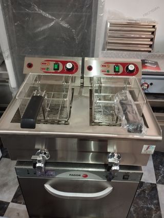Freidora industrial a estrenar