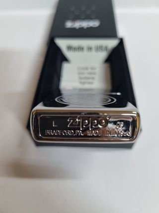 ZIPPO POMO DE COCHE 
