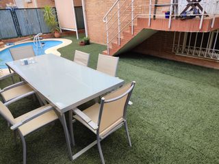 Césped reciclado