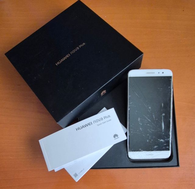 Huawei nova plus