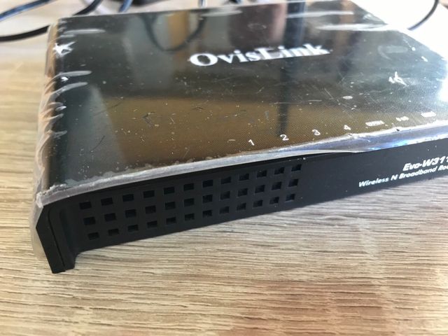 ROUTER OVISLINK EVO-W311AR
