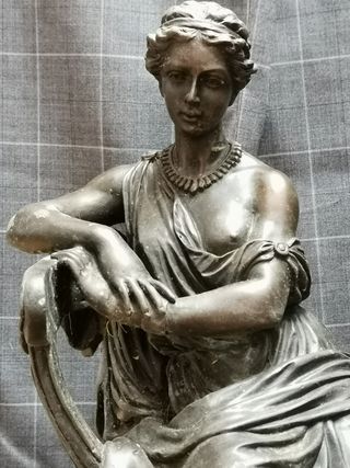Statua greca bronzo