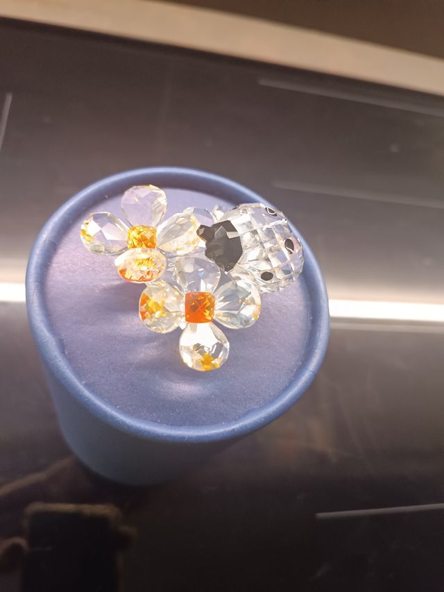 Swarovski coccinella