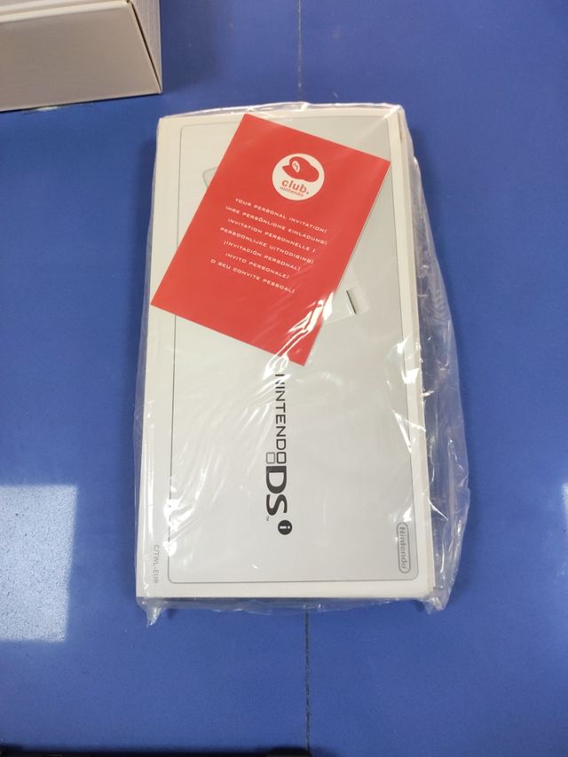 Nintendo dsi a estrenar