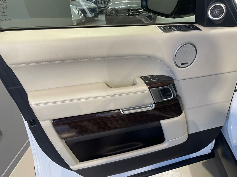 Land Rover Range Rover 3.0 TDV6 Vogue 2015, foto 21