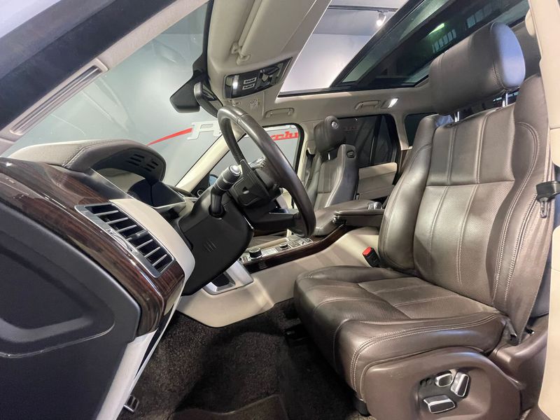 Land Rover Range Rover 3.0 TDV6 Vogue 2015, foto 35