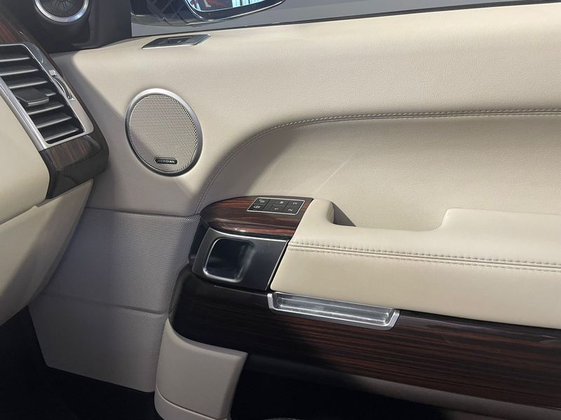 Land Rover Range Rover 3.0 TDV6 Vogue 2015, foto 50