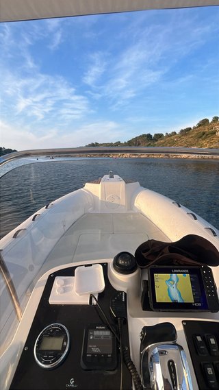 Barca 8 metros alquiler Menorca Norte