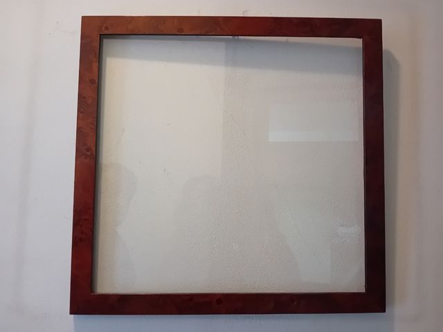 Marco de madera con cristal