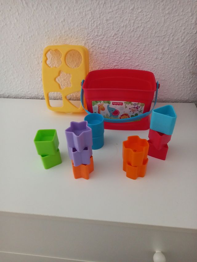 Varias torres de aros y telefono musical,juego fig