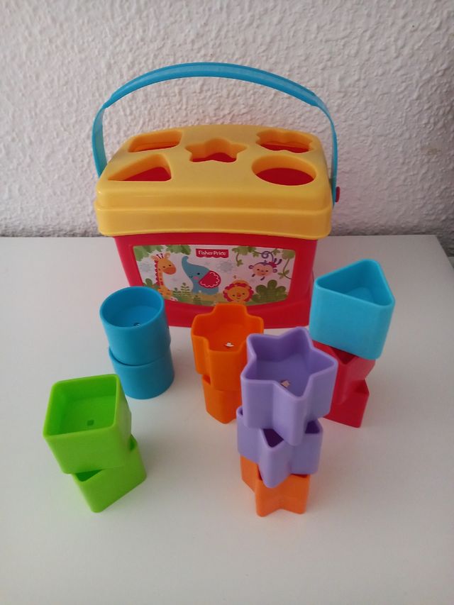 Varias torres de aros y telefono musical,juego fig