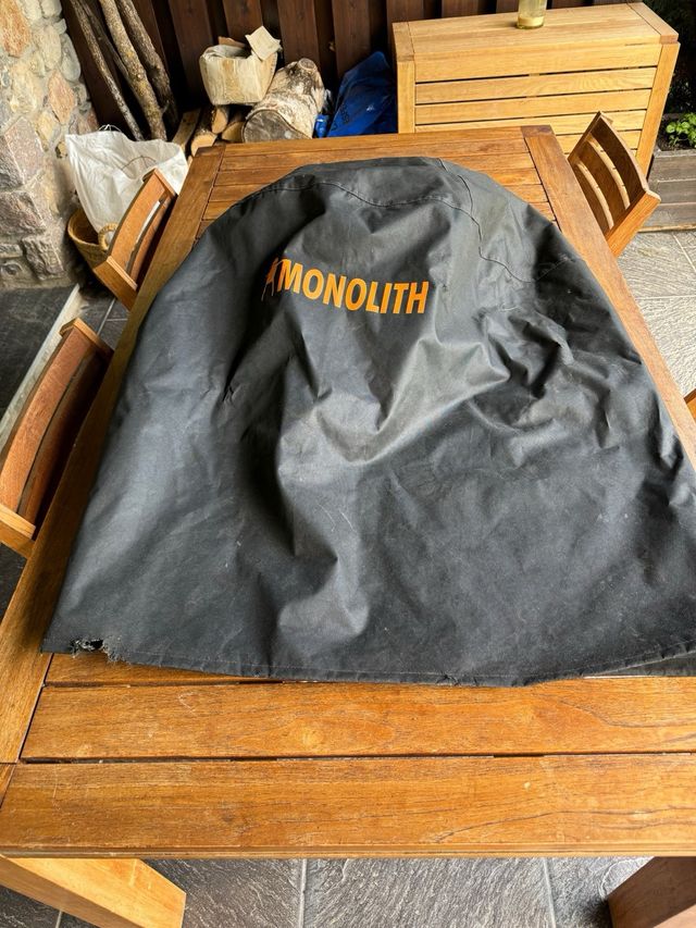 Funda Kamado Monolith Classic