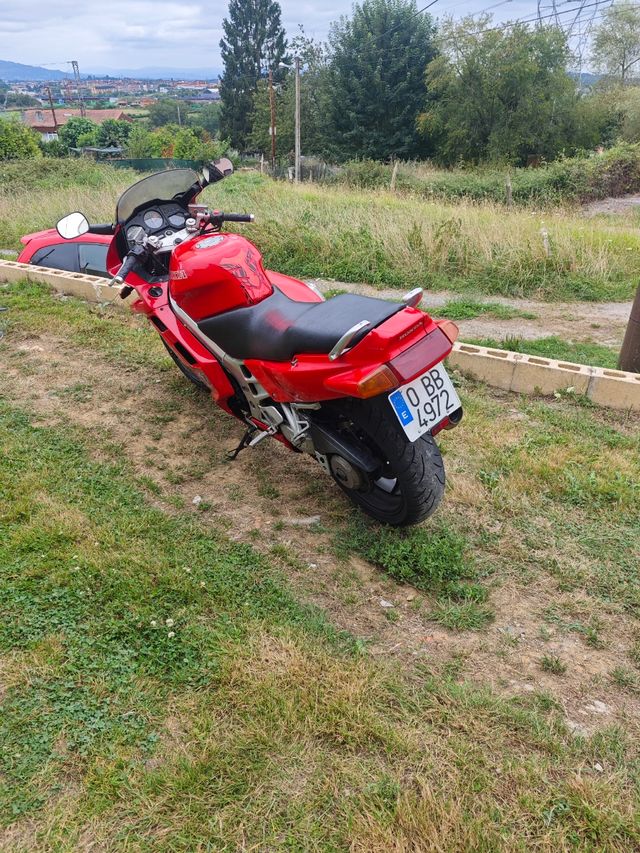 Honda VFR 750 RC 36