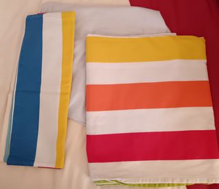 Cuna, colchón y ropa de cuna