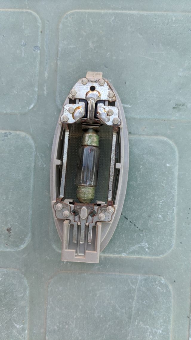 Luz interior alfa 156