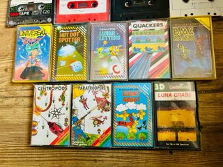 Lote de 33 juegos cassettes para spectrum