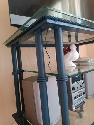Mueble TV con ruedas patas forja 📺