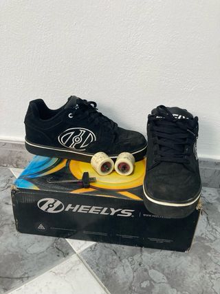 Zapatos con ruedas heelys