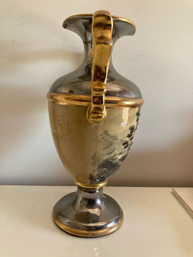 Vaso in Ceramica Argento e Oro – Paesaggio Dipinto a Mano – Anni ’50 – Stile Rococò