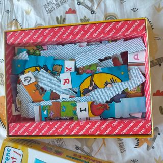 Joc educatiu puzzles en català