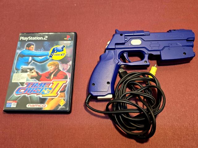 Lote pistola G-Con 2 + Juego Time Crisis II