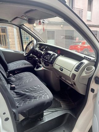  Furgoneta Renault Trafic 2005