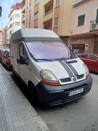  Furgoneta Renault Trafic 2005