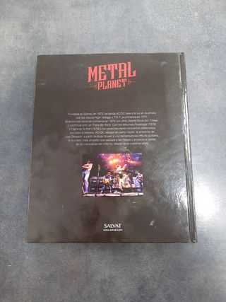 METAL PLANET AC/DC Libro Reportaje
