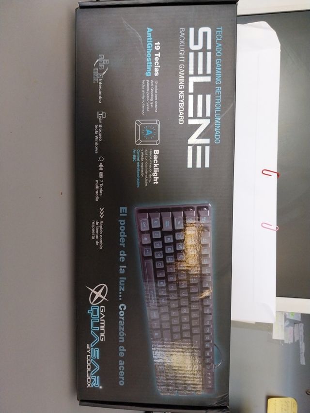 Teclado GAMMING retroiluminado.