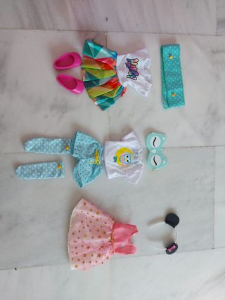 Muñecas Nancy y conjuntos
