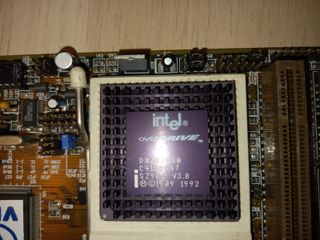 Procesador Intel overdrive 486 DX2ODP50