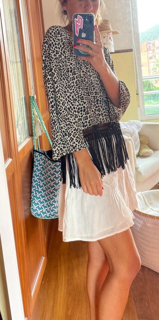 Blusa leopardo con flecos