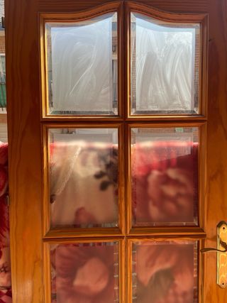 2 puertas nuevas de interior (cocina y salón)