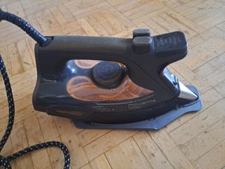 PLANCHA DE ROPA ROWENTA  2600W
