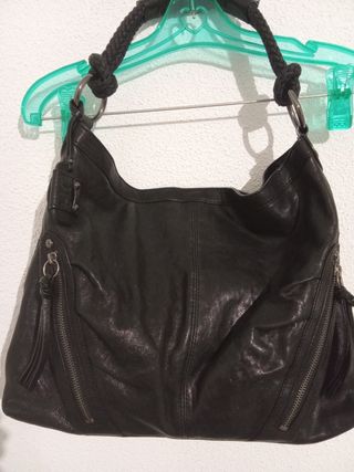 Bolso de piel negro 