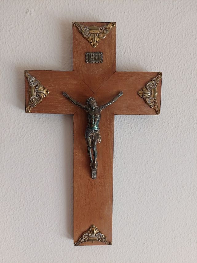 Crucifijo antiguo