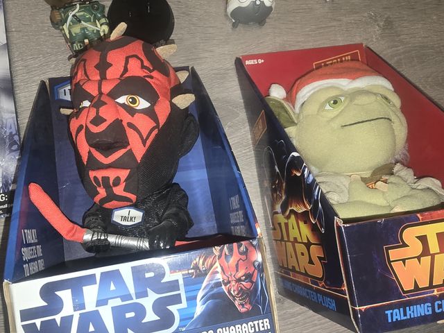 Pack 10 Figuras/peluches Star wars - Marvel...