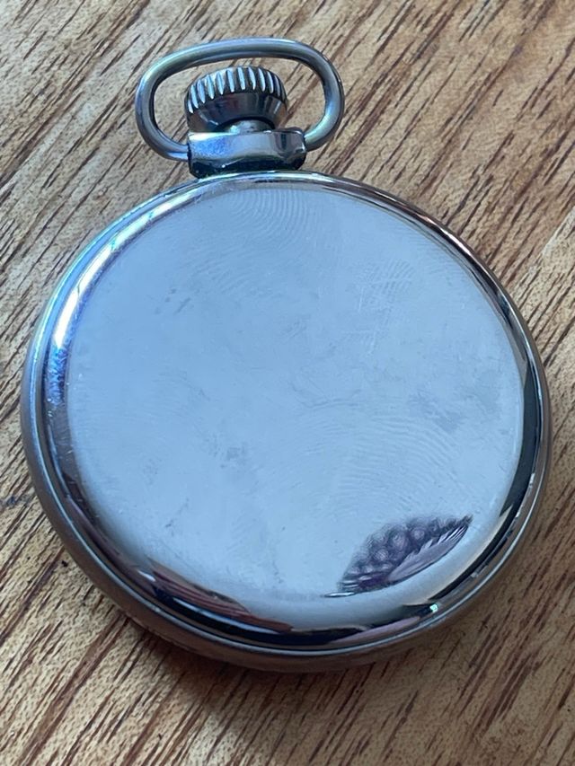 Reloj de bolsillo británico Smiths Empire